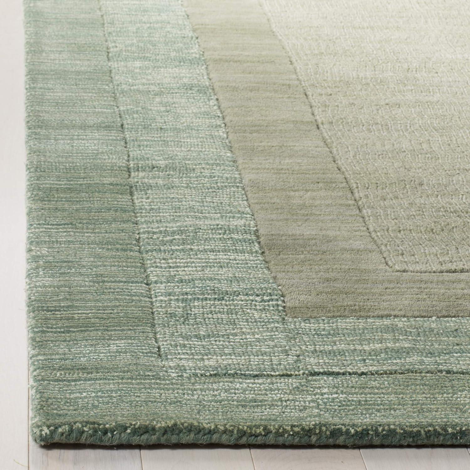 Impressions IM821 Hand Loomed Accent Rug - Green/Beige - 3'x5' - Safavieh