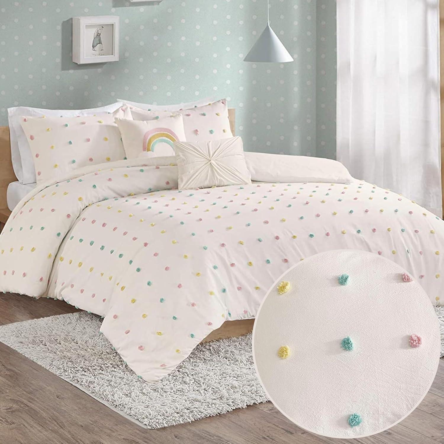Callie Pom Pom Cotton Jacquard Quilt Set with Throw Pillows