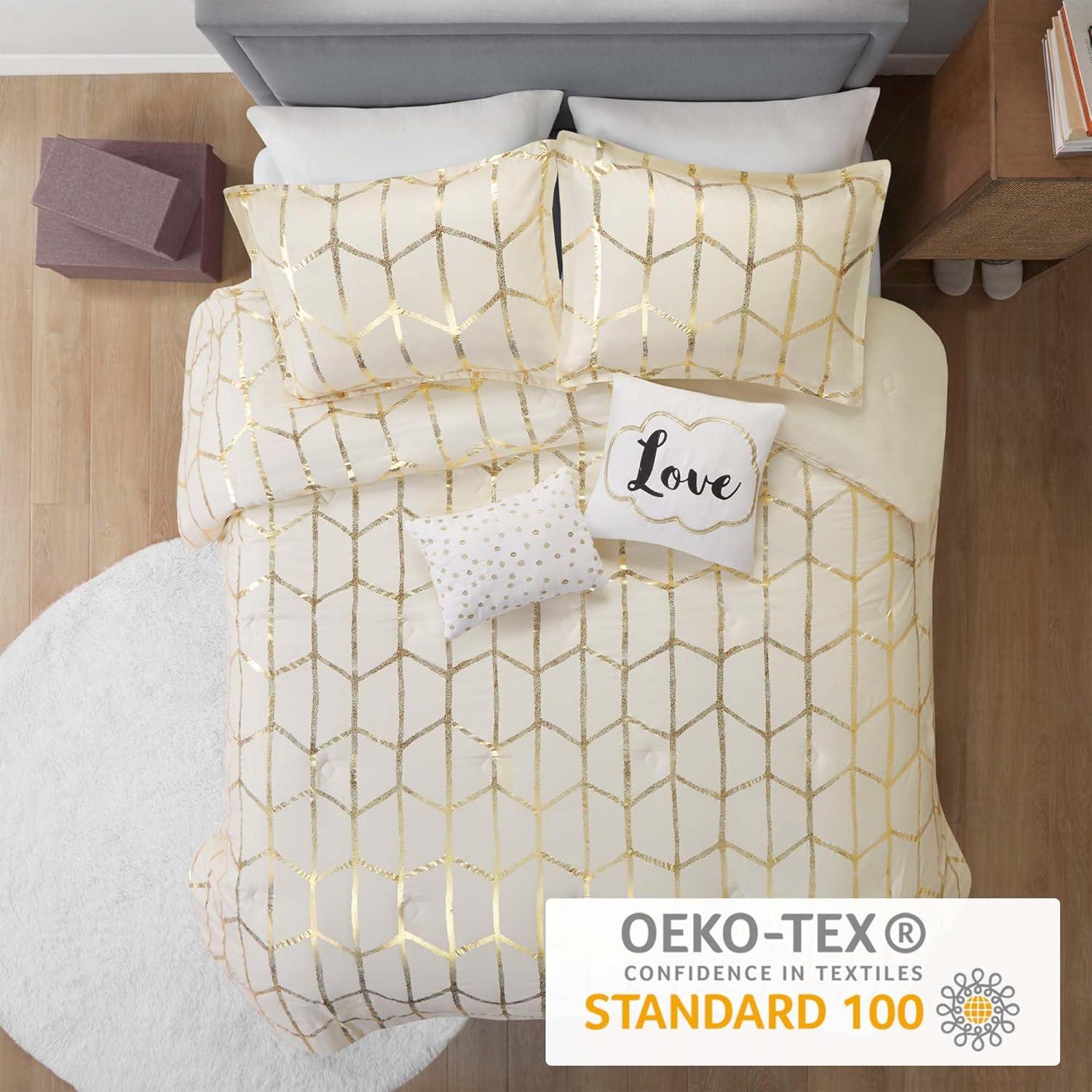 Intelligent Design Raina Metallic Printed Comforter Set