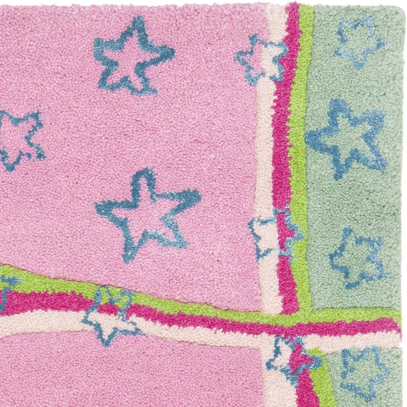 Safavieh Kids SFK338 Hand Tufted Indoor Area Rug - Green/Pink - 5'x8' - Safavieh