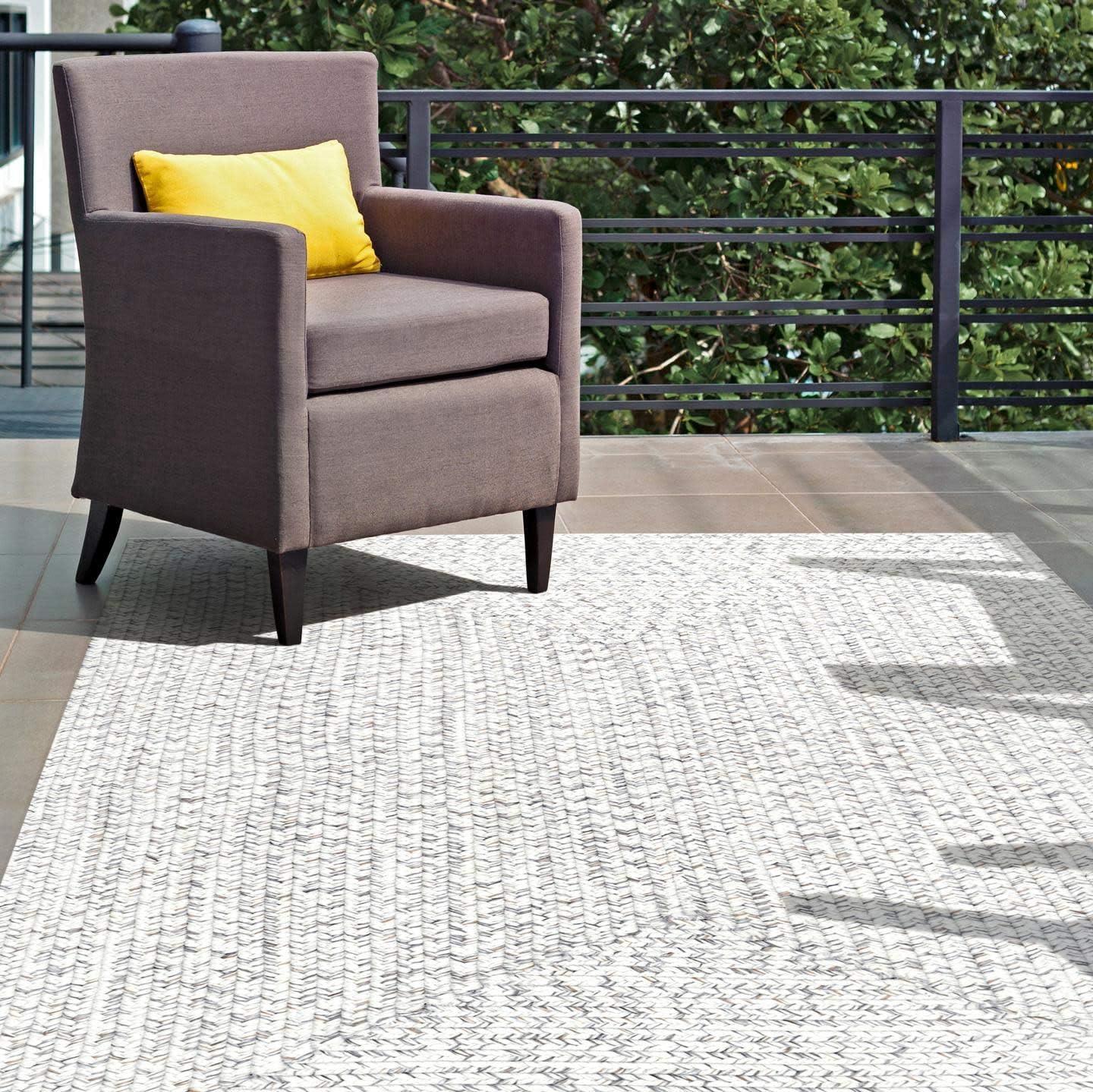 nuLOOM 6' Square Solid Hand Braided Indoor/Outdoor Area Rug, Pet-Friendly, High Traffic, Weather Resistant, for Patio, Balcony, Bedroom, Living Room, Dining Room, Wynn Ivory