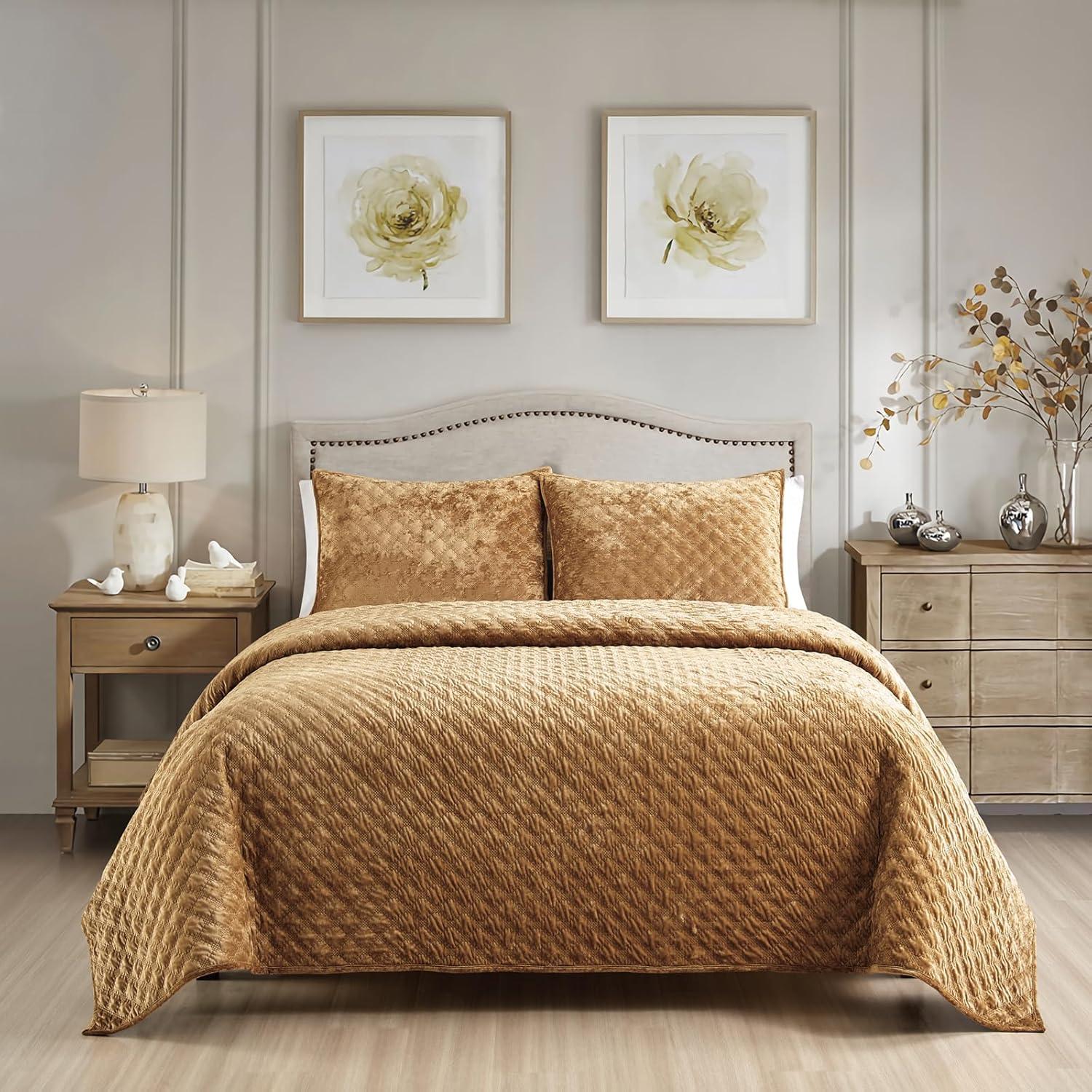 Chezmoi Collection Nina 3-Piece Modern Diamond Pattern Solid Velvet Quilt Set