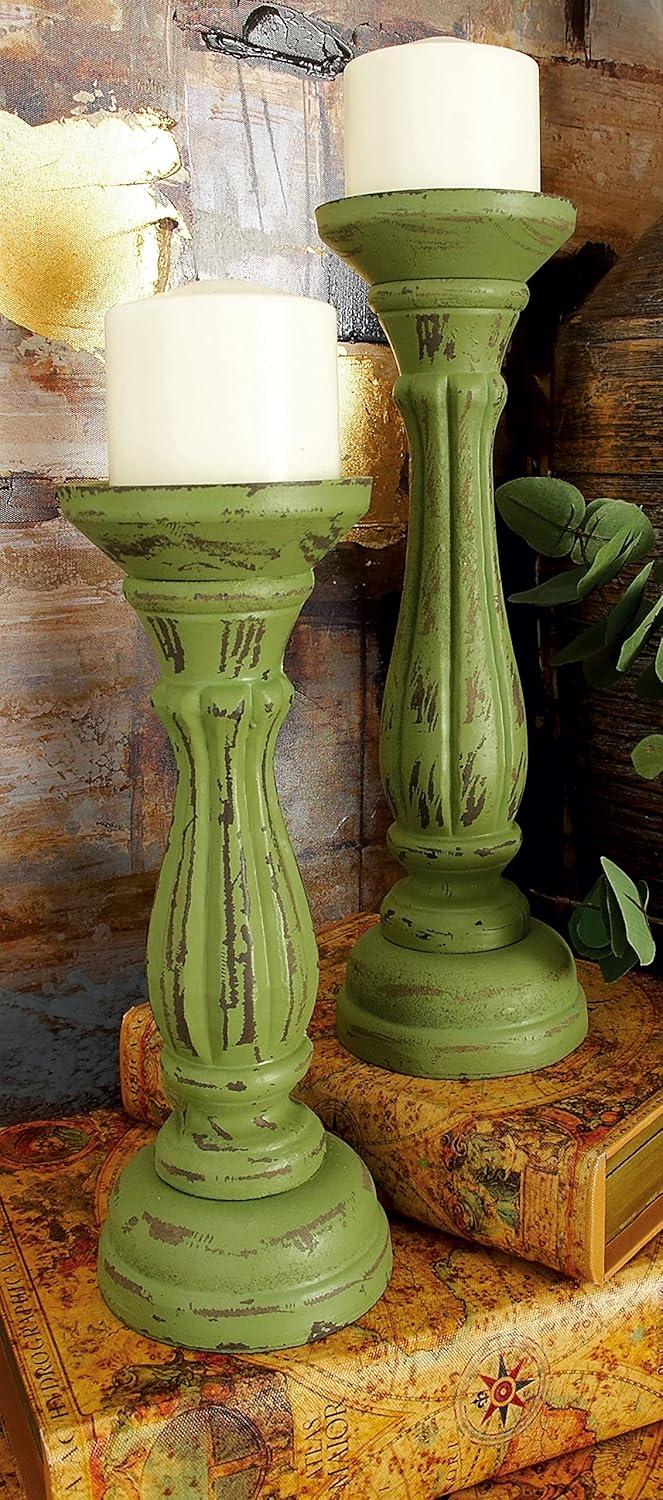 DecMode 3 Candle Green Wooden Distressed Turned Pillar Candle Holder, Set of 3