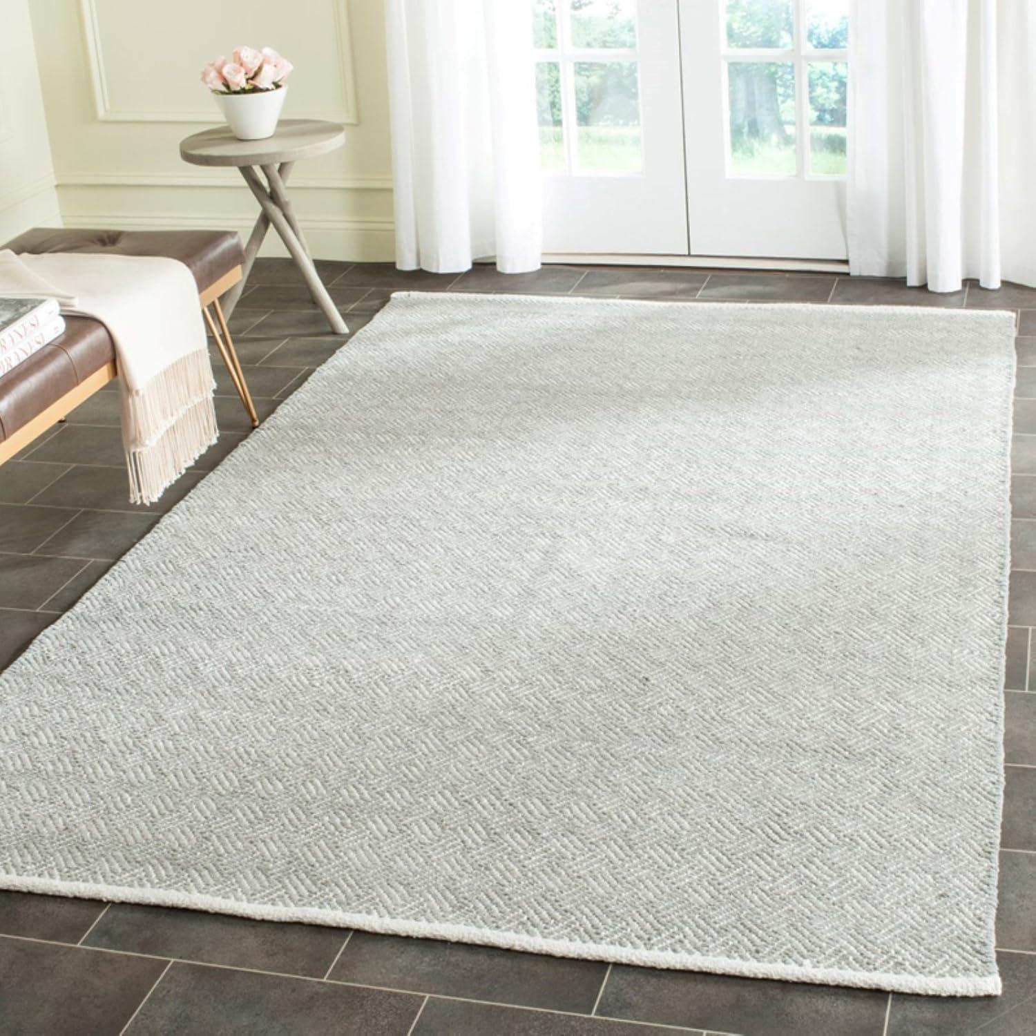 Boston BOS680 Power Loomed Area Rug  - Safavieh