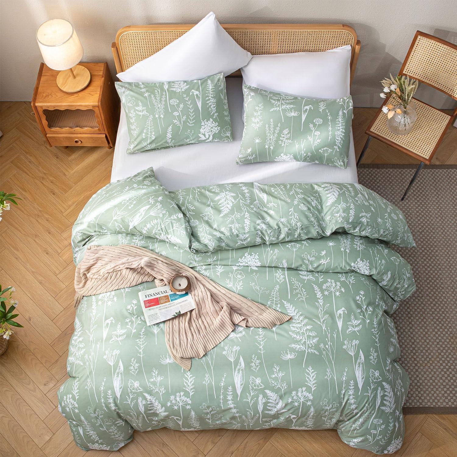 2 Pcs Floral Printed Reversible Sage Green Comforter Set Twin/Twin XL Size Soft Designed Plants Pattern Bedding Set - Bedsure
