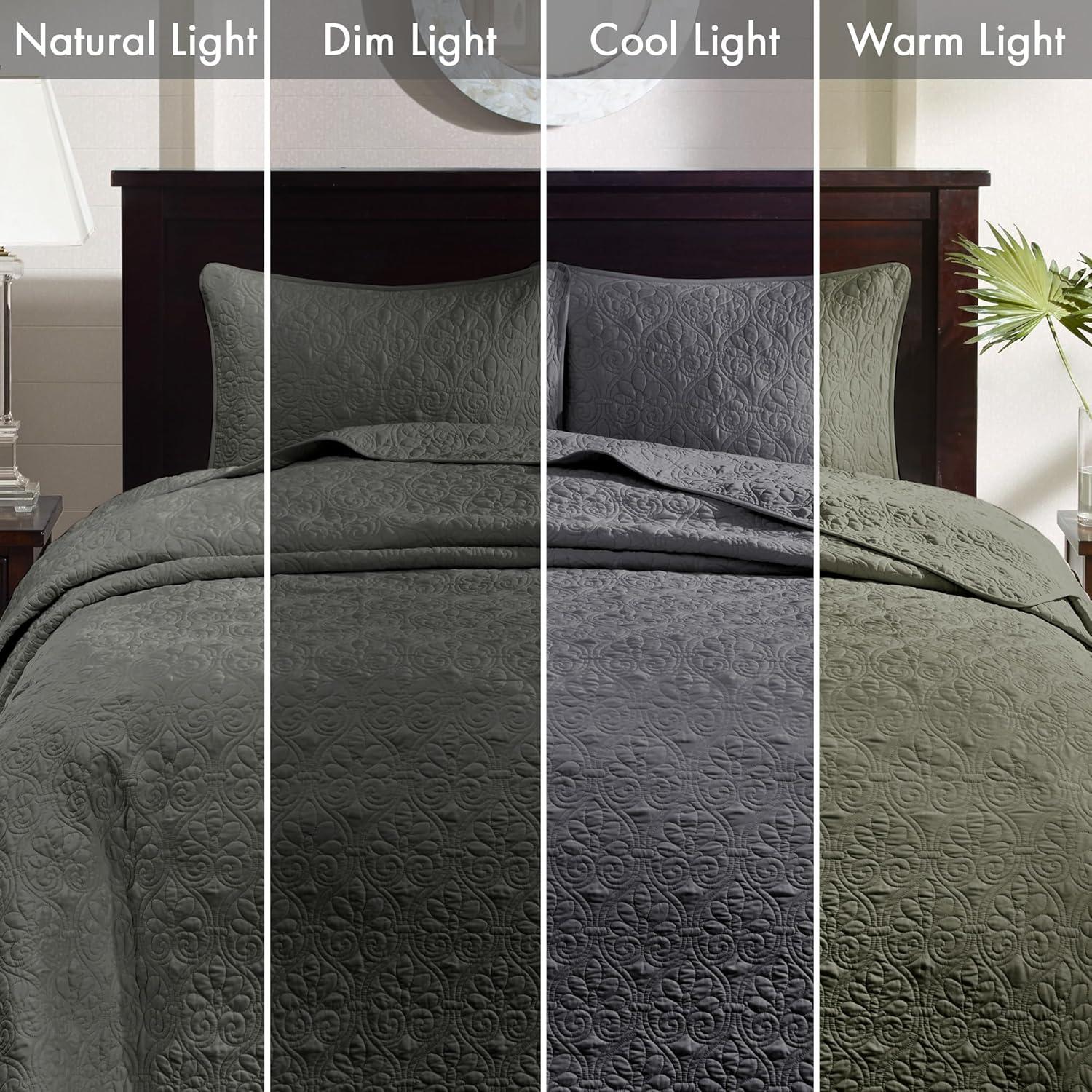 Quebec Reversible Bedspread Set