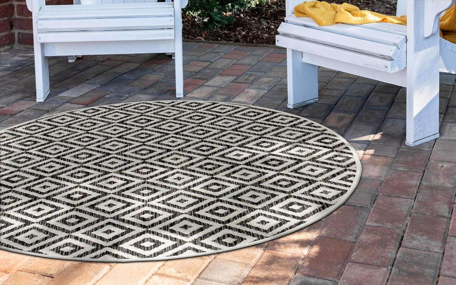 Jill Zarin Outdoor Costa Rica Geometric Woven Area Rug