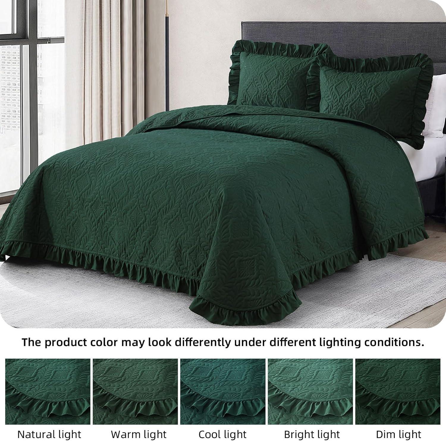 DJY Queen Quilt Set Emerald Green 3 Pieces Ruffled Bedspreads Quilt Queen Lightweight Bedspread Queen Size Bedding Coverlet for All Seasons (Includes 1 Quilt, 2 Pillow Shams)
