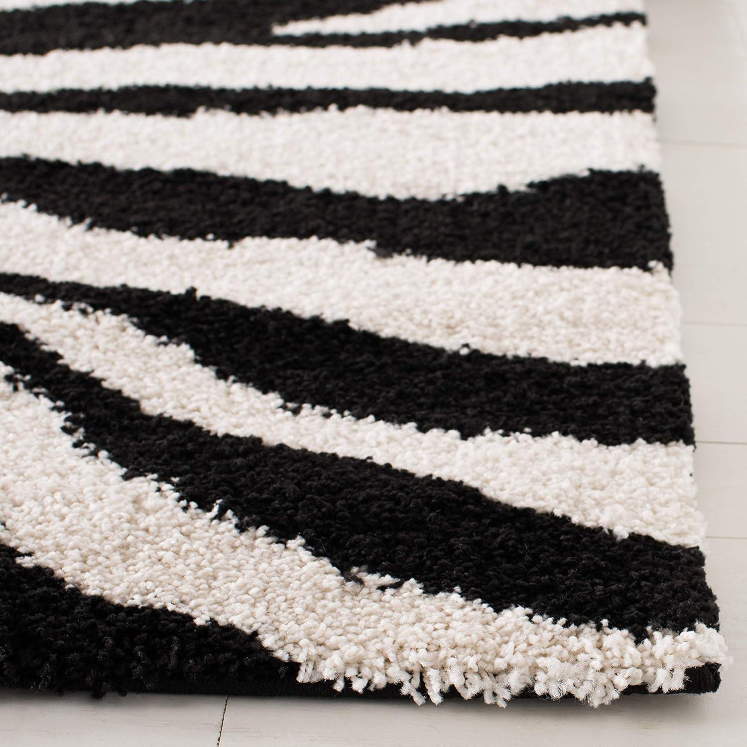 Florida Shag SG452 Power Loomed Indoor Runner Rug - Ivory/Black - 2'3"x11' - Safavieh.