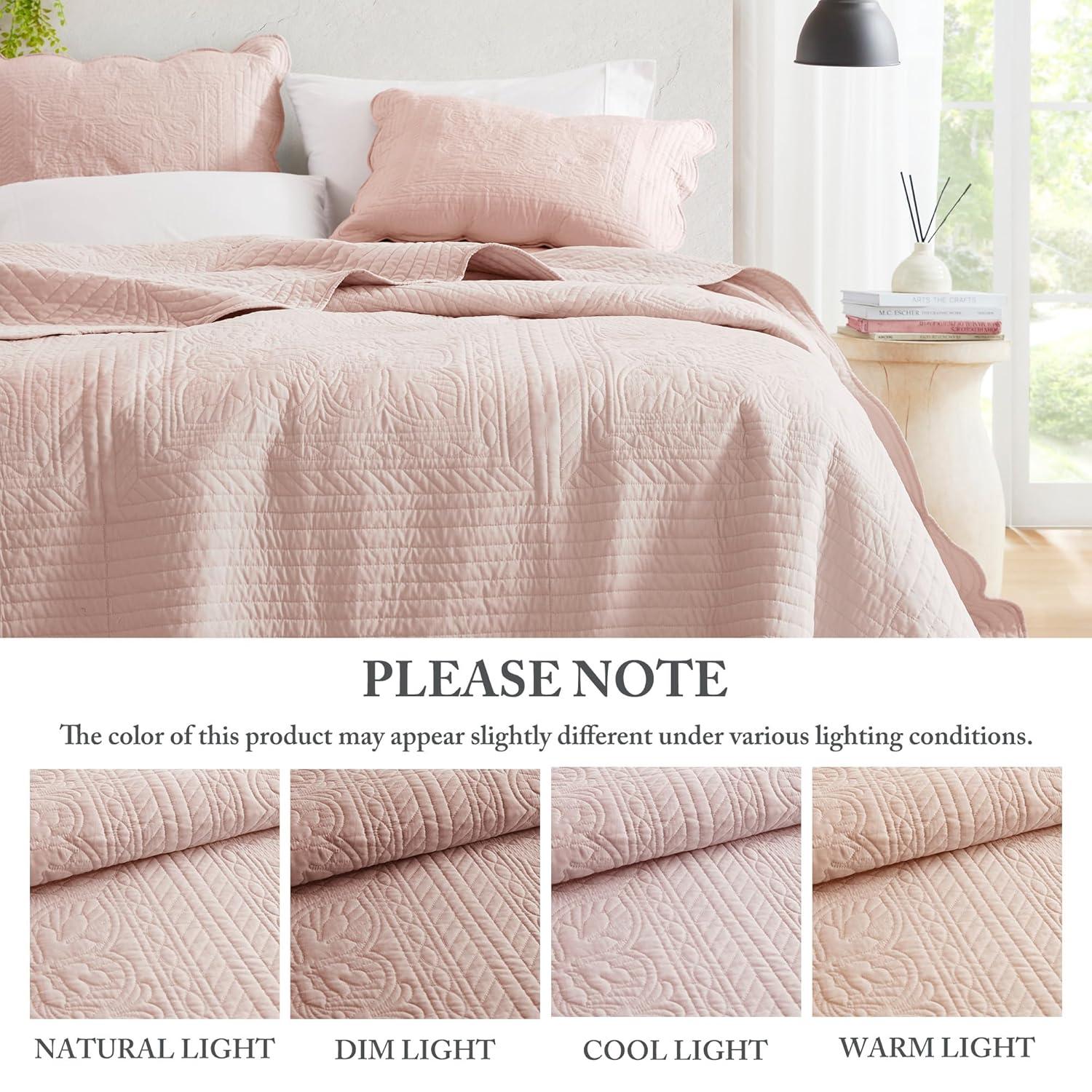 Tuscany Scalloped Edge Quilt Set