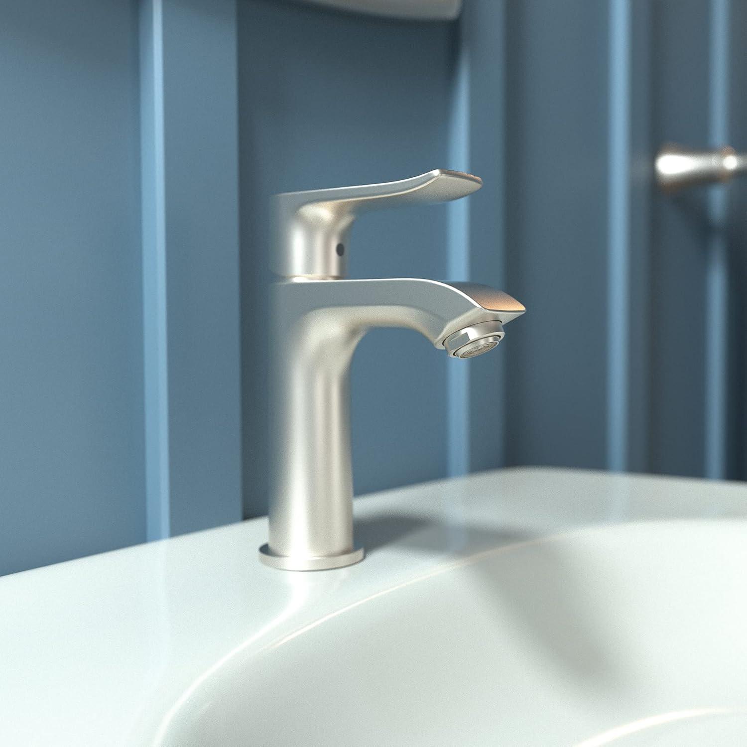 Metris Single Hole Bathroom Faucet