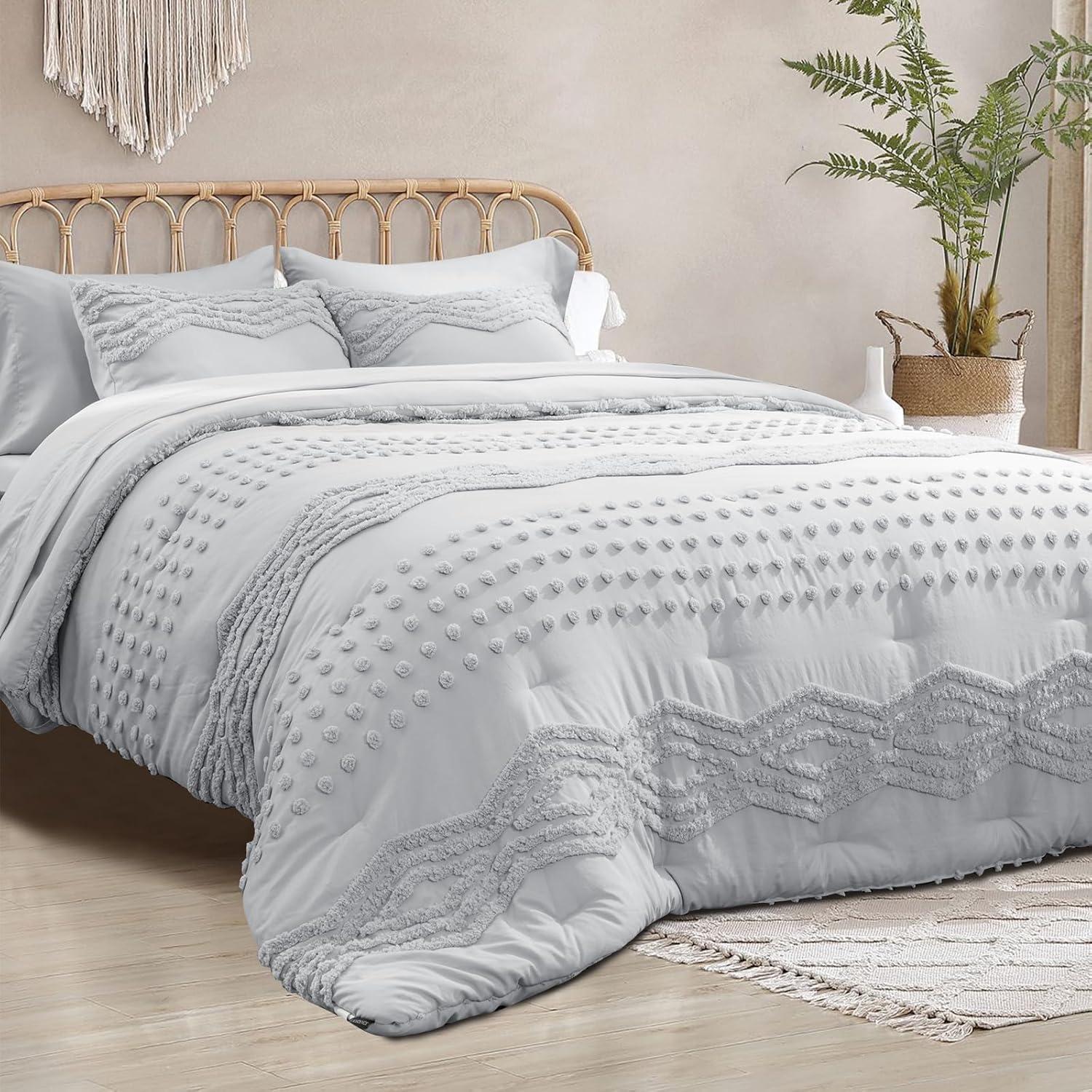 Andency Emerald Dark Green Comforter Set Full, Bed in a Bag 7 Pieces Boho Tufted Bedding Set, All Season Bed Sets with 1 Comforter, 2 Pillow Shams, 2 Pillowcases, 1 Flat Sheet, 1 Fitted Sheet
