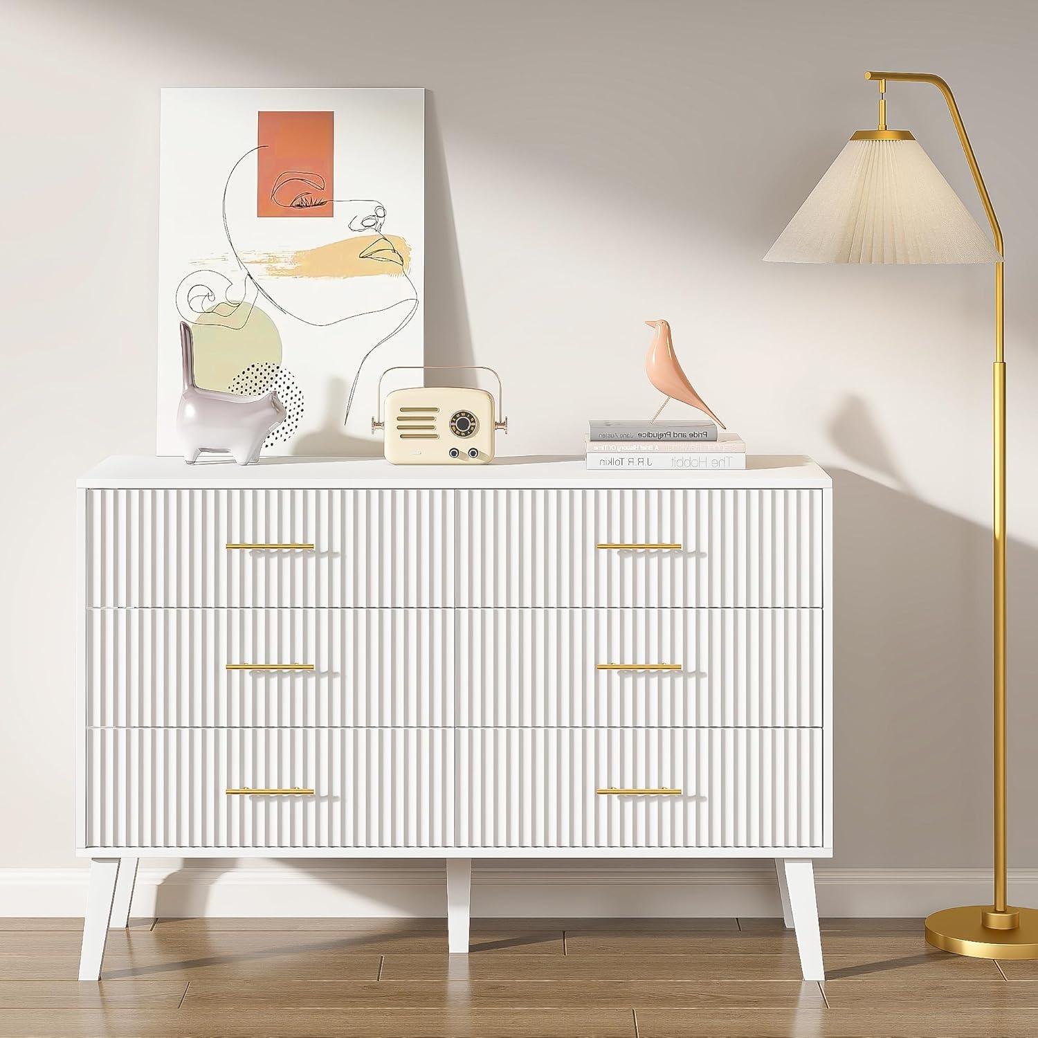 6 Drawer Dresser for Bedroom,Modern Bedroom Dresser,Fluted White and Gold Dresser with Curved Profile Design