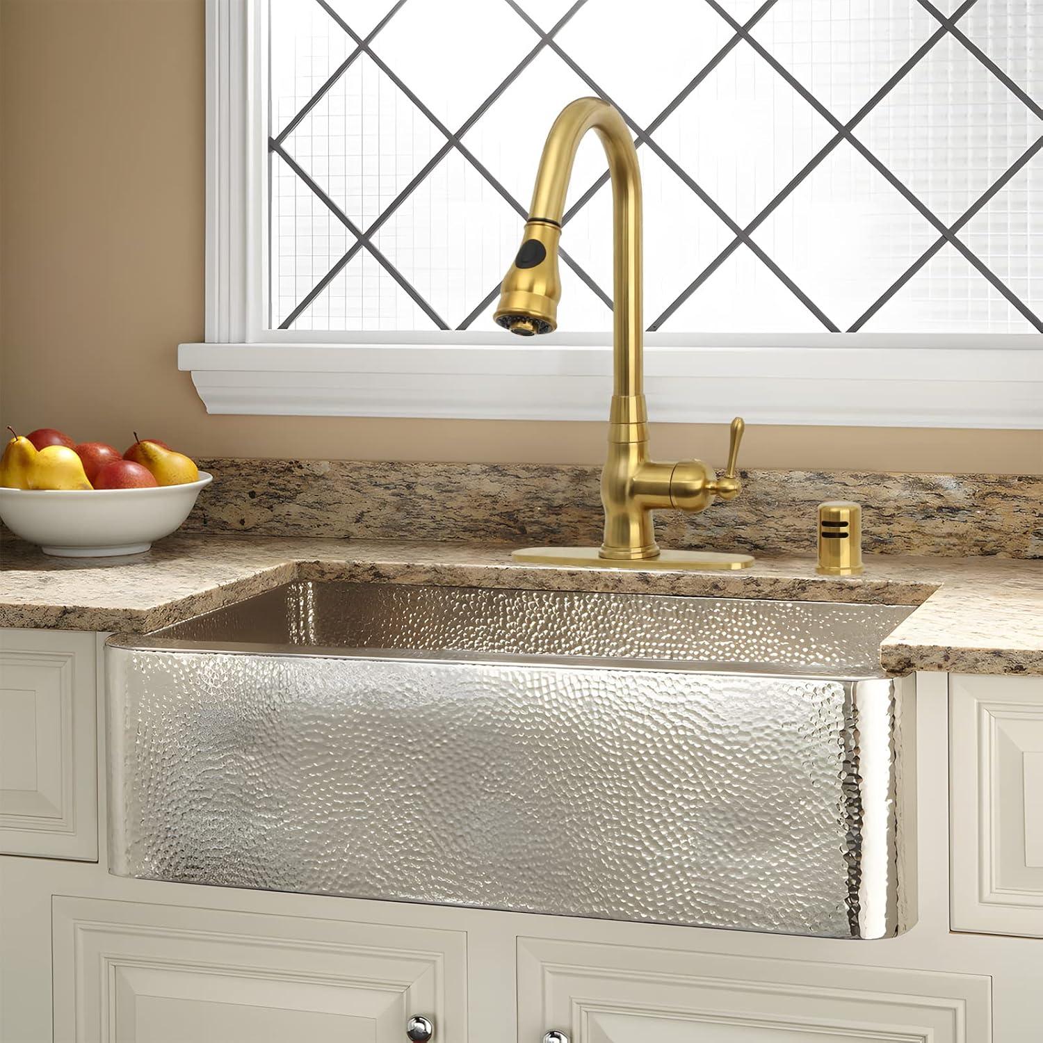 Brushed Gold Brass Pull-Down Kitchen Faucet with Lever Handle