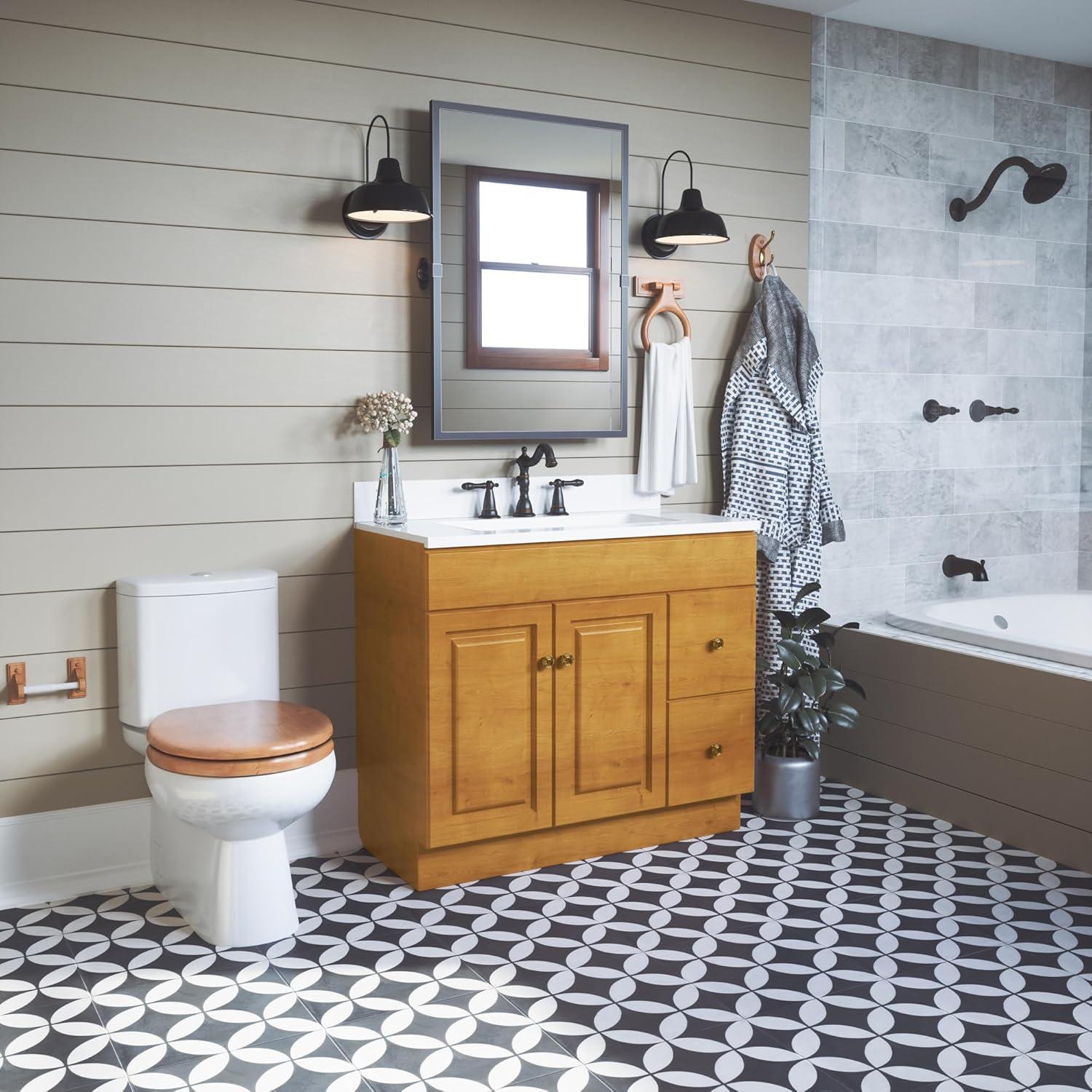Design House Dalton Round Oak Wood Toilet Seat