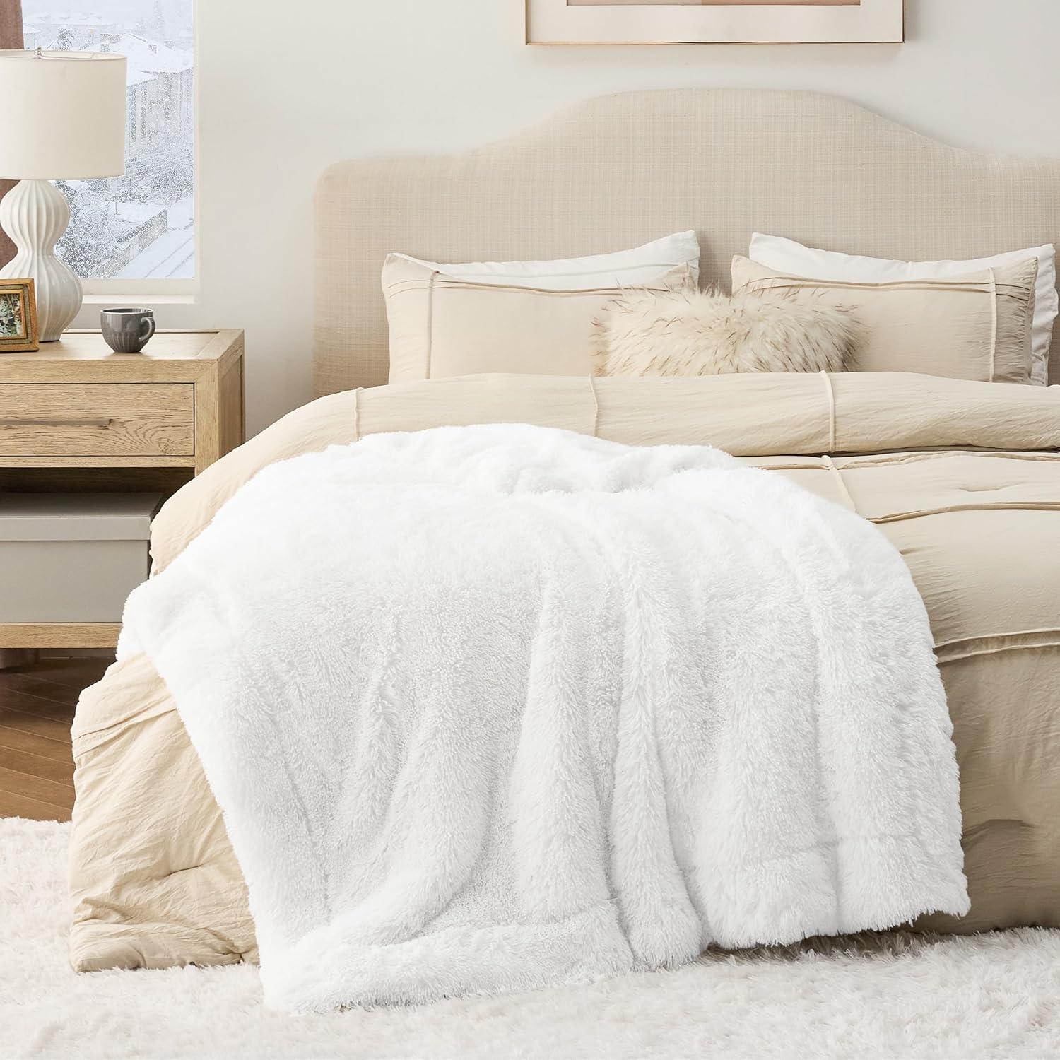 Bedsure Fluffy White King Size Blanket for Bed, Thick Soft Sherpa Faux Fur Fleece Bedding Fuzzy Plush Winter Warm Heavy Oversize Big Large King Blanket, Cozy White Gifts for Men Women, 108x90