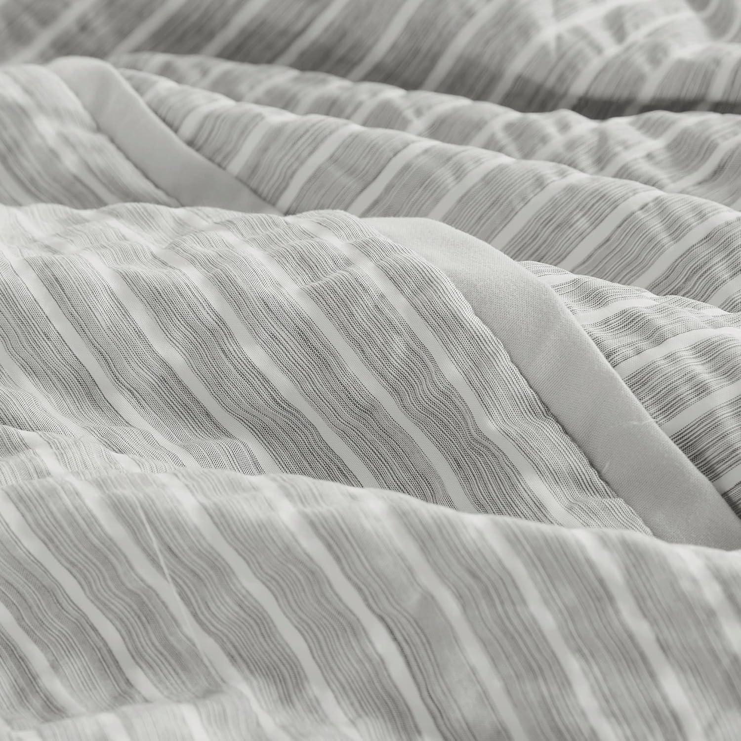 Beautyrest Apollo 3 Piece Striped Seersucker Oversized Comforter Set