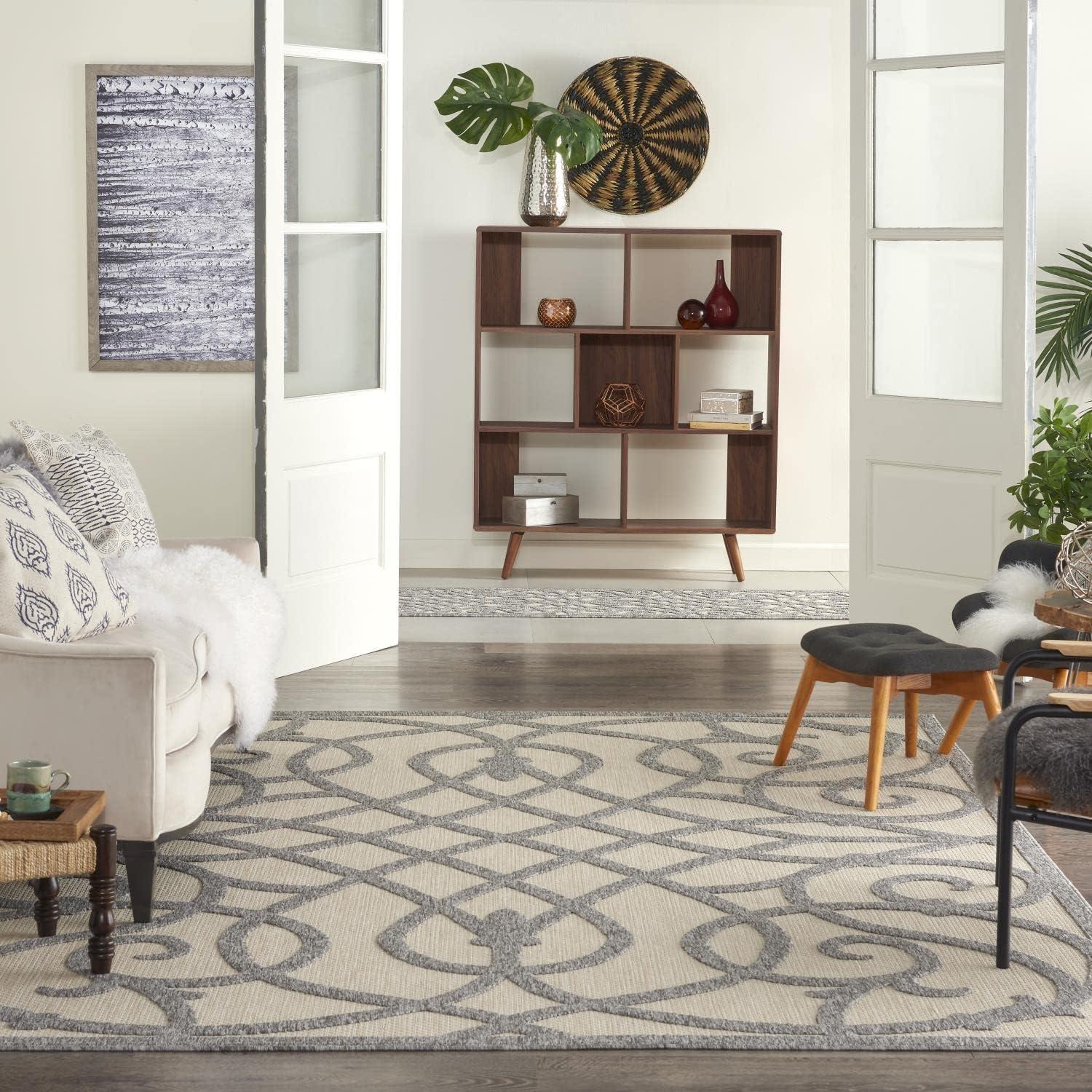 Cream Grey Geometric Synthetic Indoor/Outdoor Area Rug