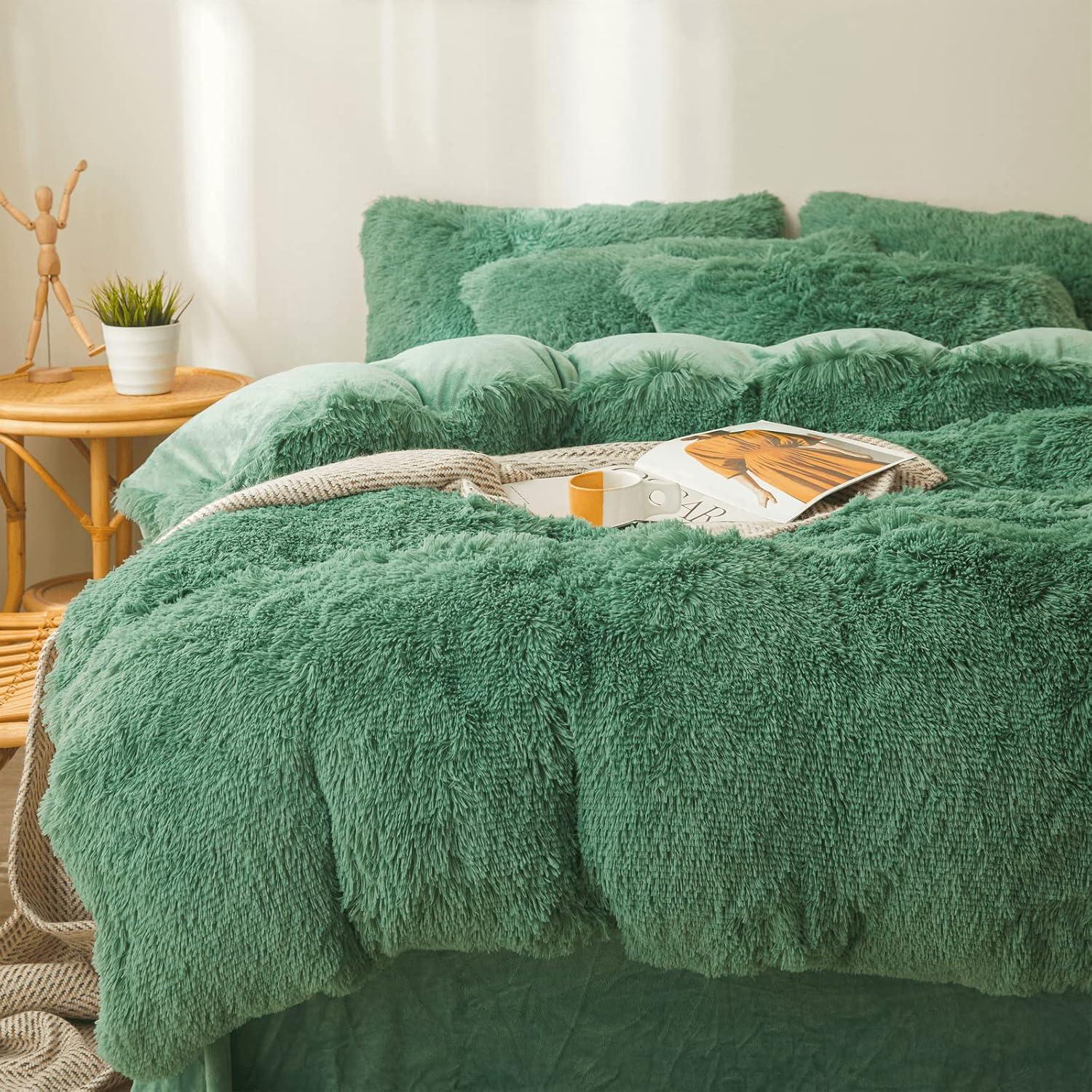 LIFEREVO 3 Pieces Luxury Plush Shaggy Faux Fur Duvet Cover Set(1 Fluffy Fuzzy Comforter Cover + 2 Pompoms Fringe Quilted Pillow Shams) Furry Bed Set, Zipper Closure, Queen Size, Dark Green