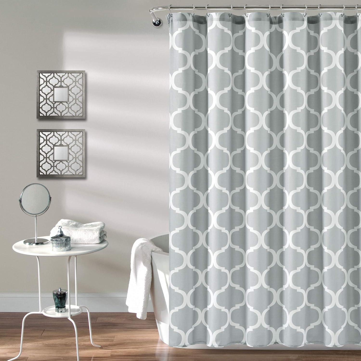 Light Gray Geometric Trellis Fabric Shower Curtain