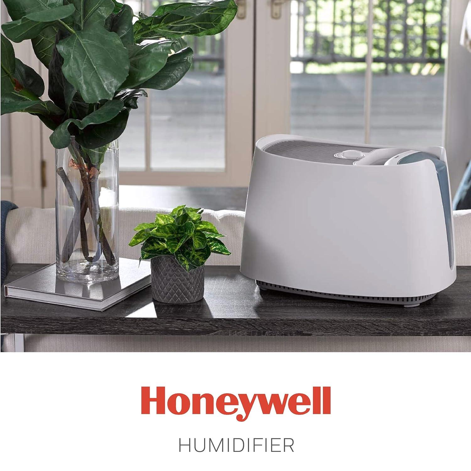 Honeywell 1.1 gal 400 sq ft Cool Moisture Humidifier, White, HCM350