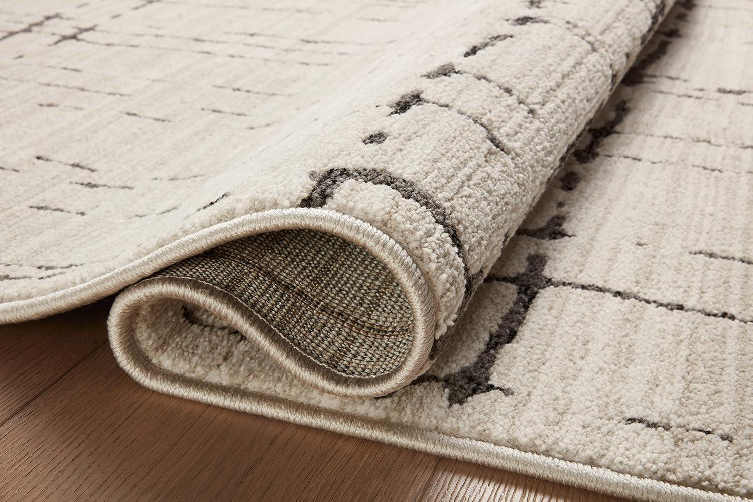 Loloi II Darby Sand / Dk. Grey 4'-0" x 6'-0" Accent Rug