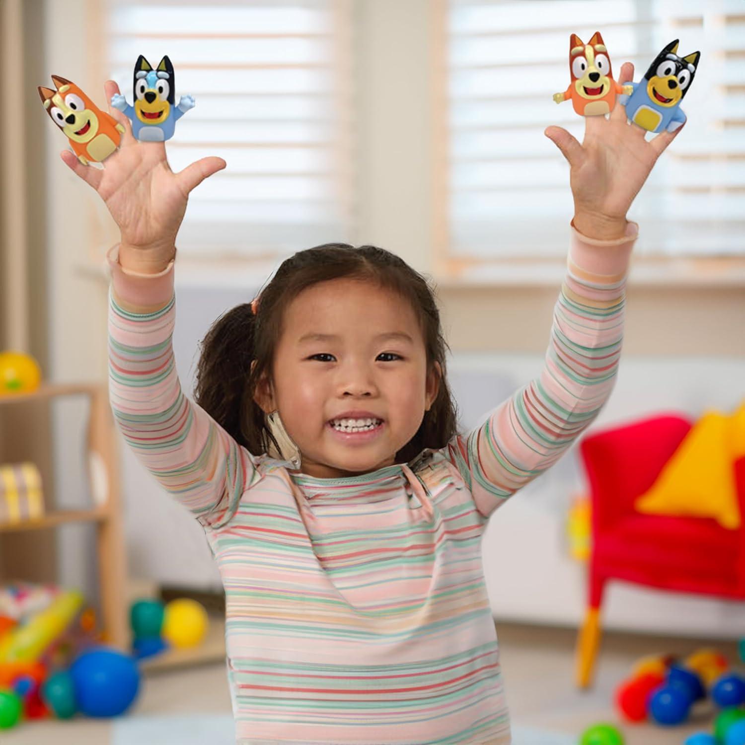 Bluey Jumbo Finger Puppets Set, Multicolor PVC Bath Toys