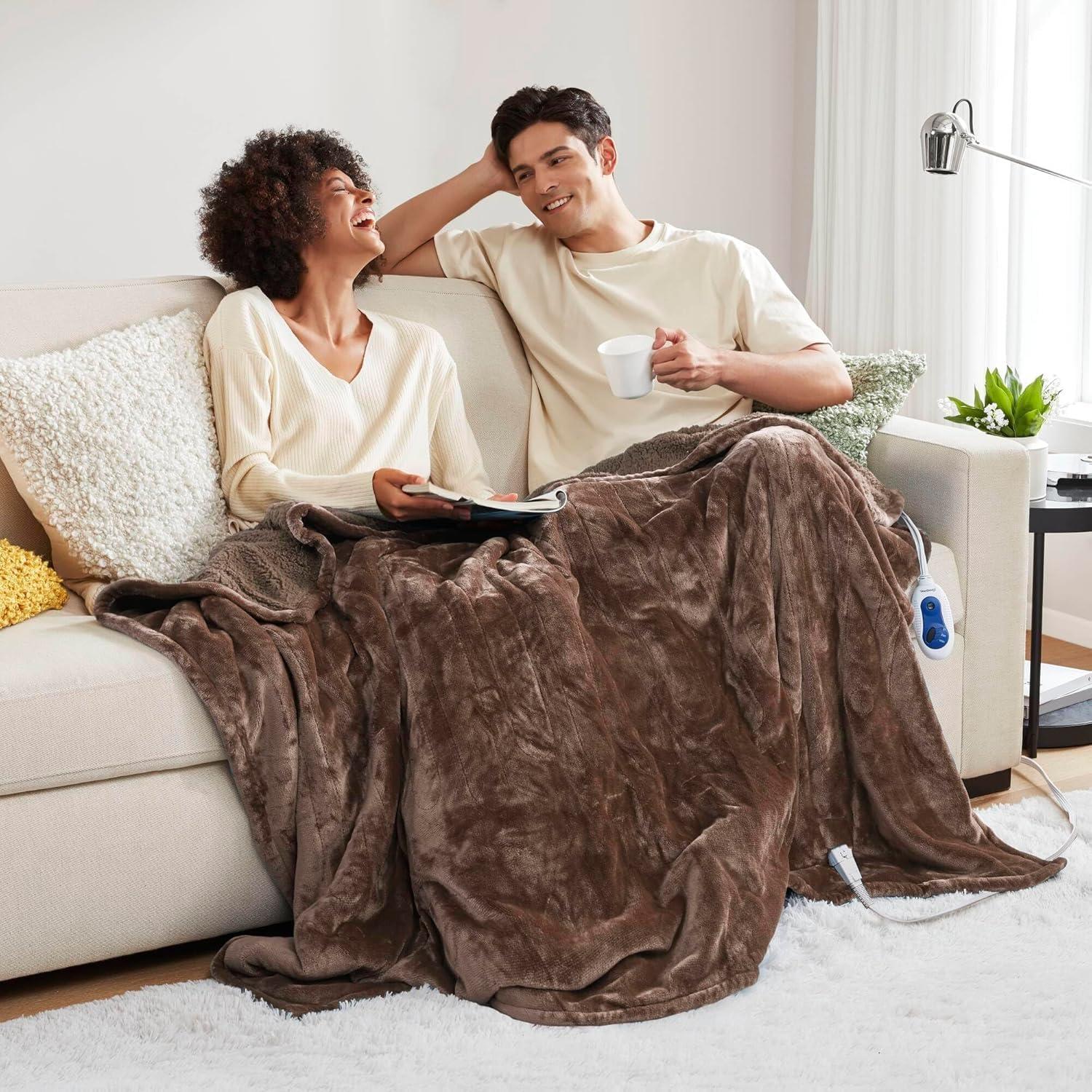 Beautyrest Beautyrest Heated Microlight to Berber Throw