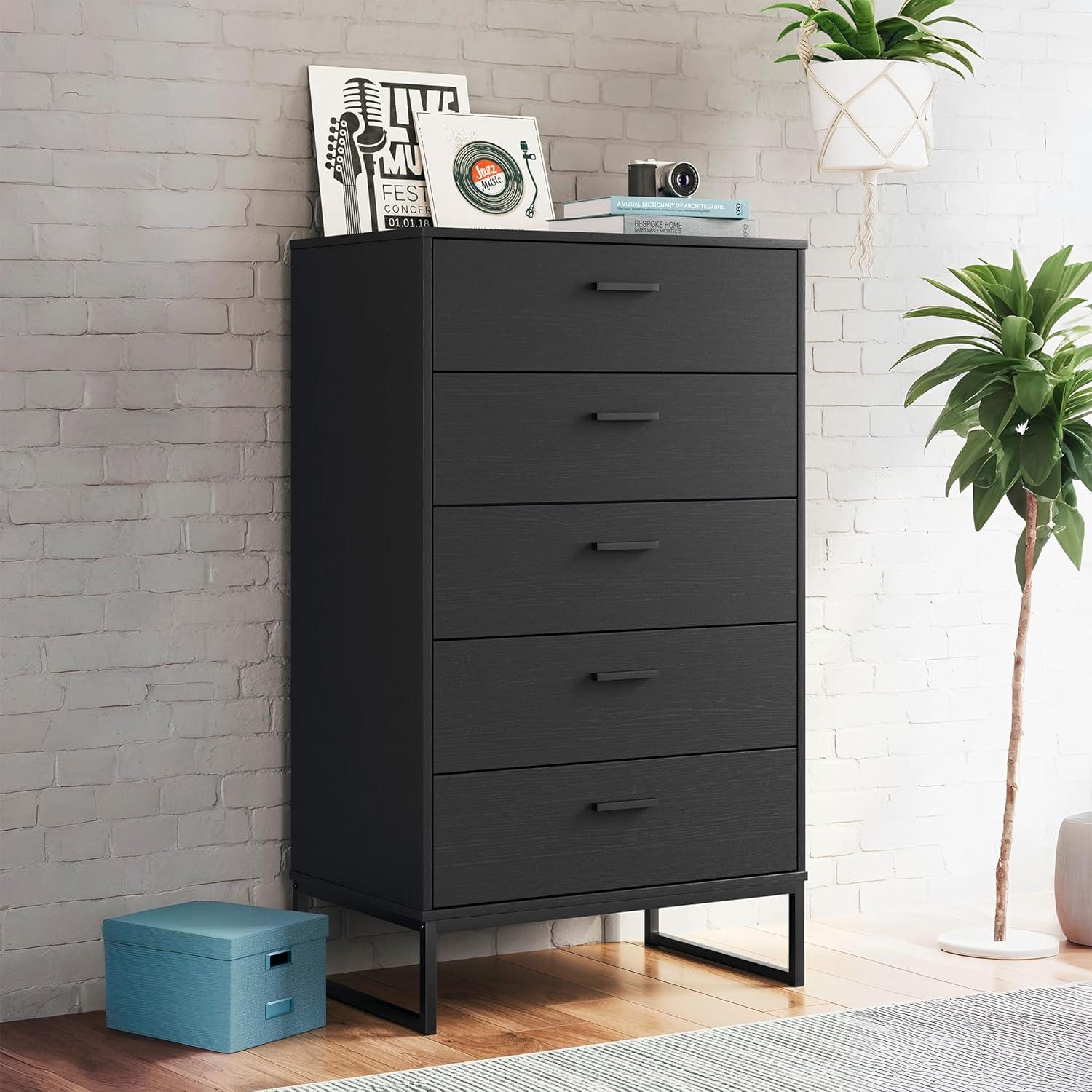Signature Design by Ashley Socalle 5 Drawer Dresser, Black