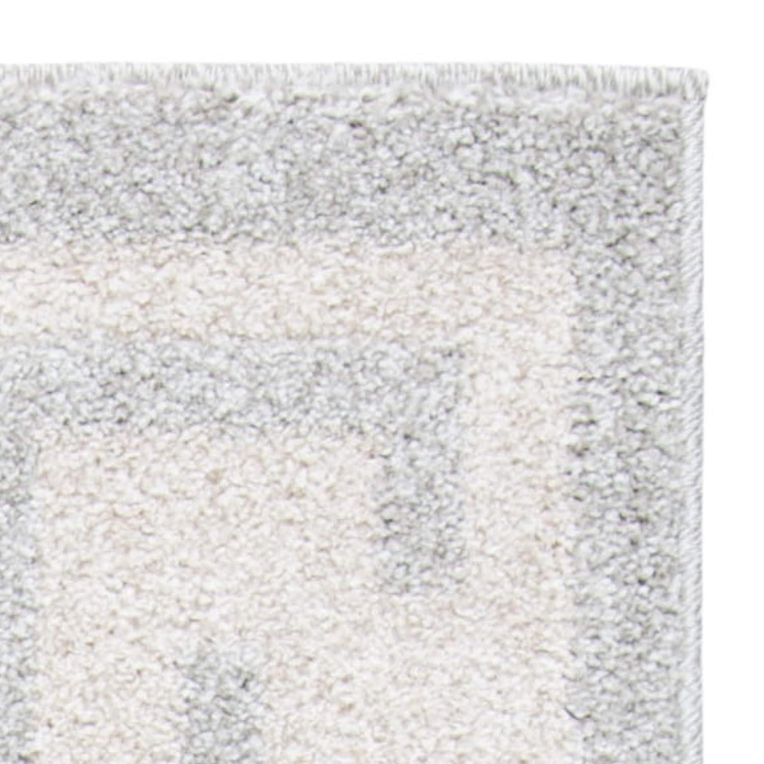 Amherst AMT404 Power Loomed Area Rug - Ivory/Light Grey - 4'x6' - Safavieh.