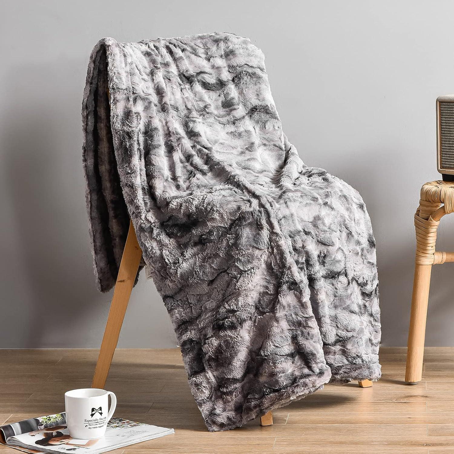 Gray Faux Fur Reversible 50" x 60" Throw Blanket