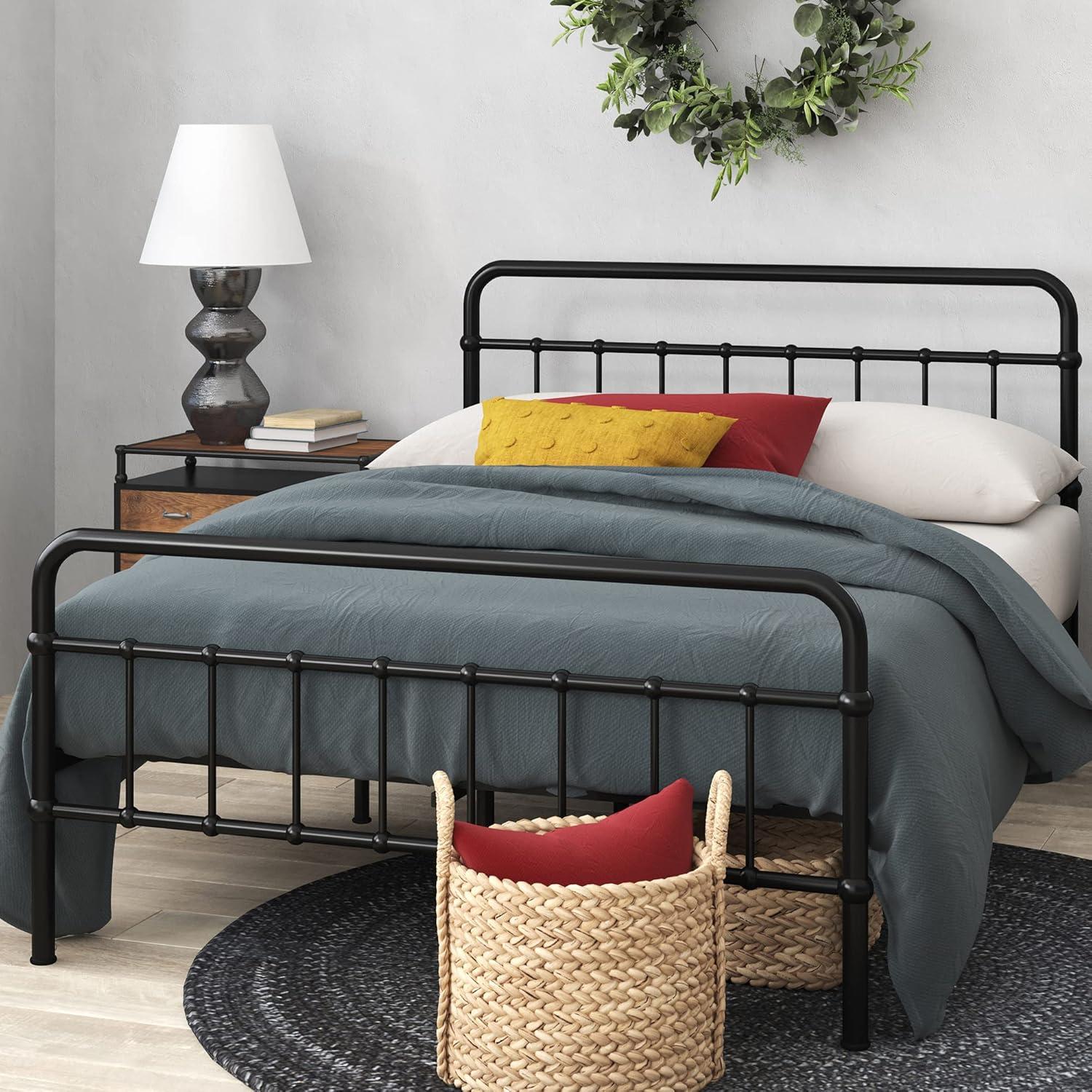 Florence 42" Modern Farmhouse Metal Platform Bed