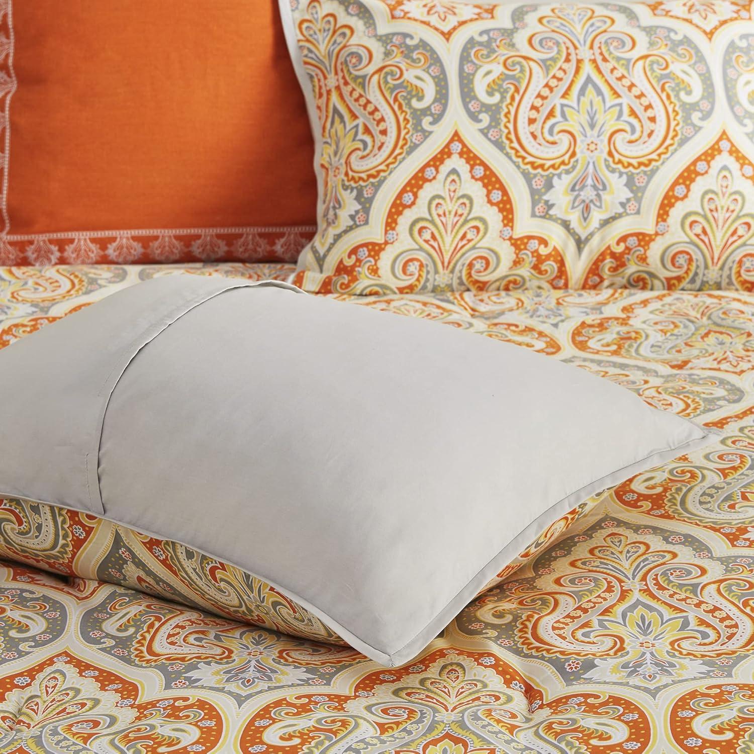 Nisha Comforter Set