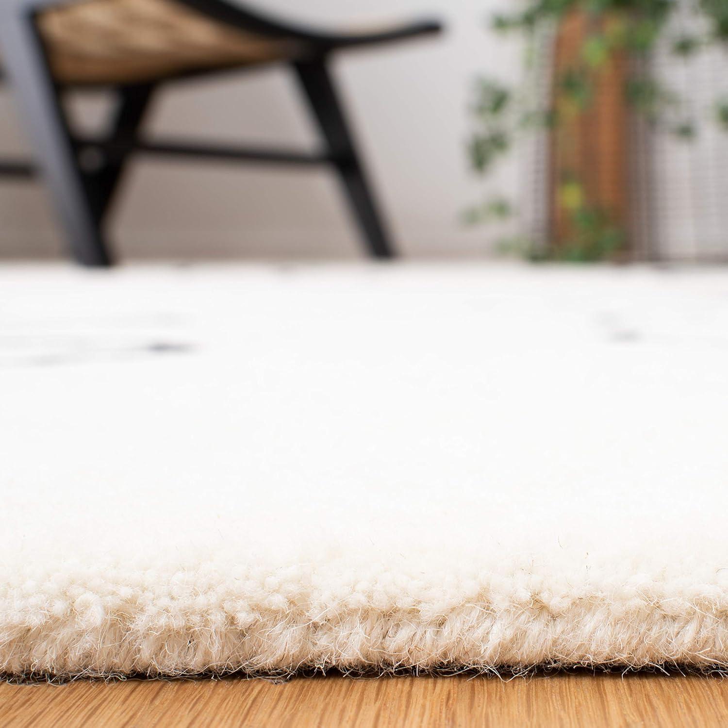 Fifth Avenue FTV111 Hand Tufted Area Rug - Ivory/Black - 8'9"x11'9" - Safavieh.