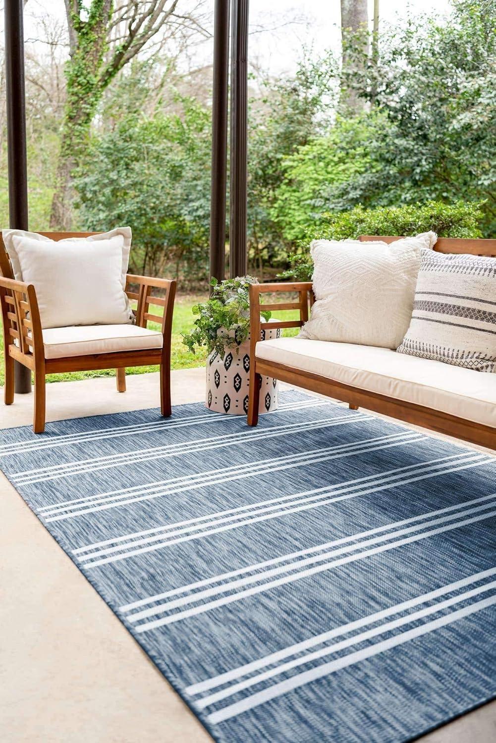 Jill Zarin Outdoor Collection Area Rug - Anguilla (3' 1" x 5' 3" Rectangle Blue/Ivory)