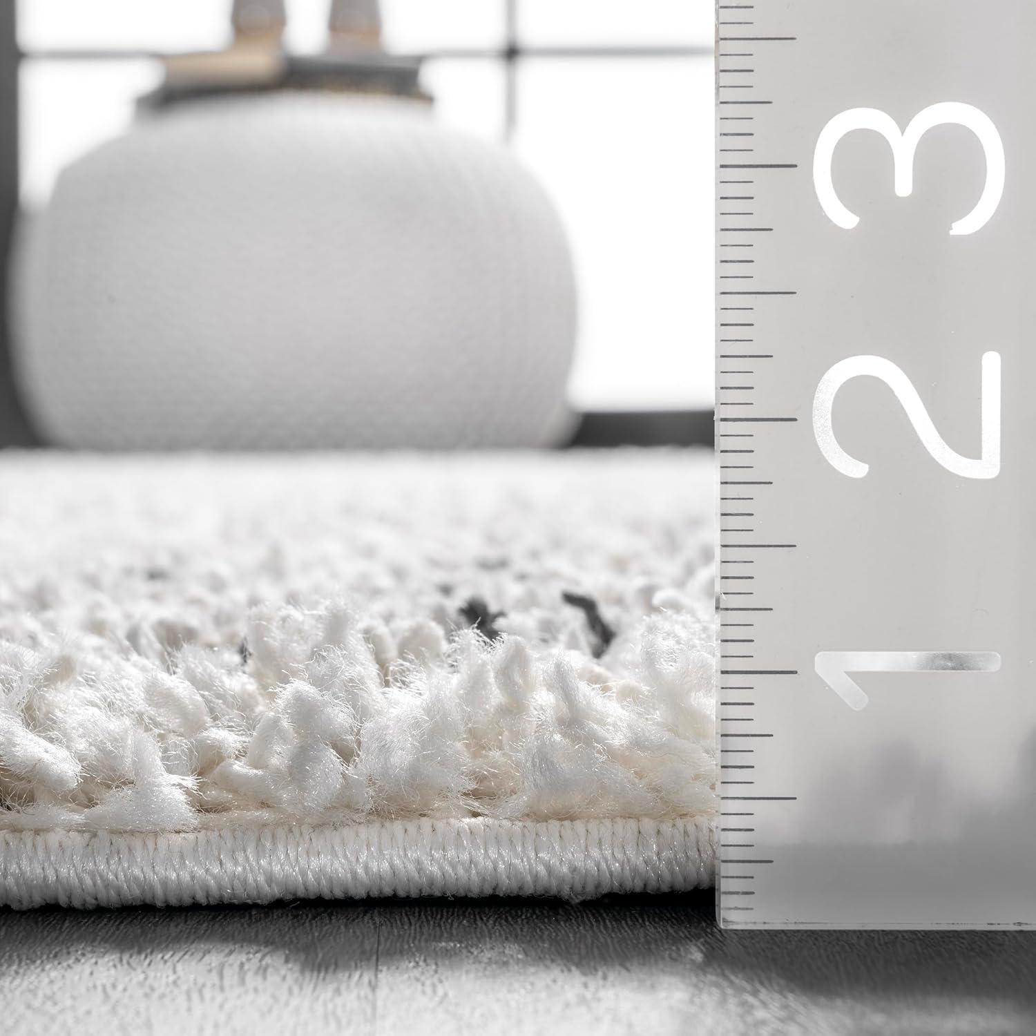 Nuloom Nieves Moroccan 3x5 Accent Indoor Area Rug for Living Room Bedroom Dining Room Entryway, Off White/Dark Grey