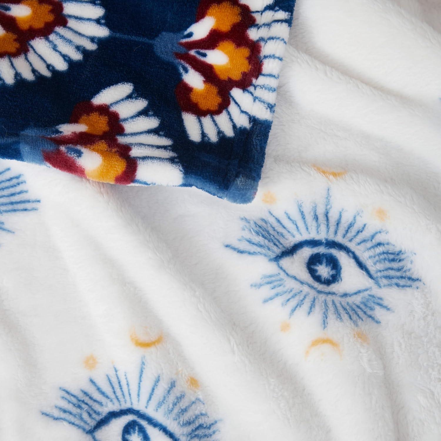 Jessica Simpson Plush 50"X70" Throw Blanket - Celeste White/Navy - Luxurious Plush Blanket for Ultimate Comfort and Cozy Warmth