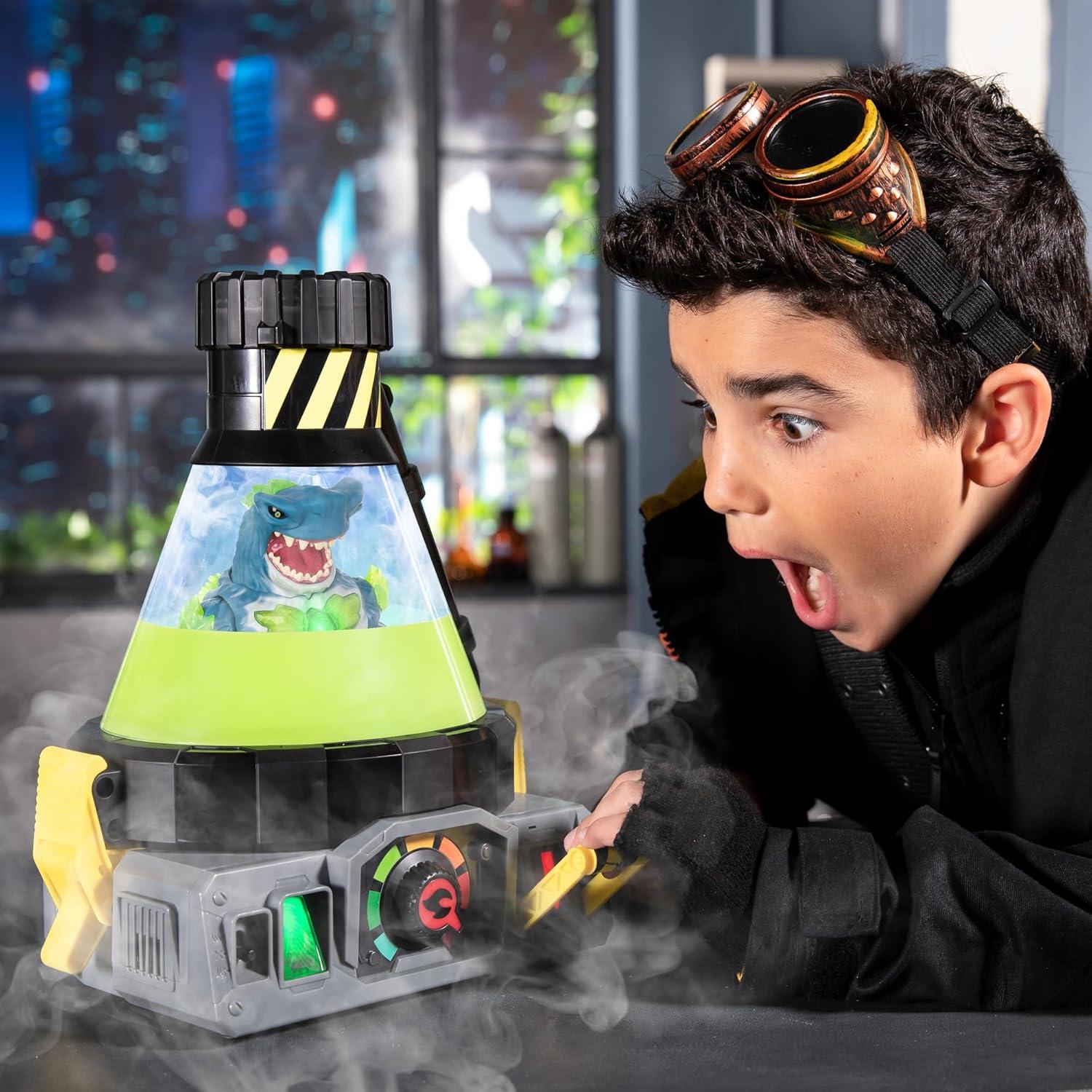 Beast Lab Shark Beast Creator Real Bio Mist and 80+ Lights, Sounds and Reactions, Ages 5+