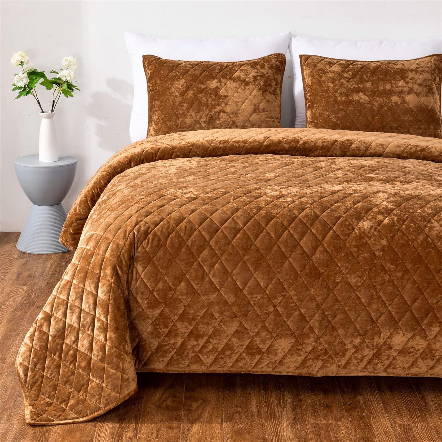 Chezmoi Collection Diamond Stitch Reversible Plush Distressed Velvet Quilt Set