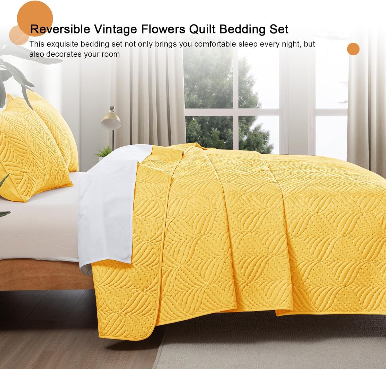 Whale Flotilla Microfiber Queen Size (96x90 inches) Quilt Set Lightweight Ultrasonic Quilted Bedspreads Coverlets Set with Classic Pattern, Yellow, 3 Piece (1 Quilt, 2 Pillow Shams)