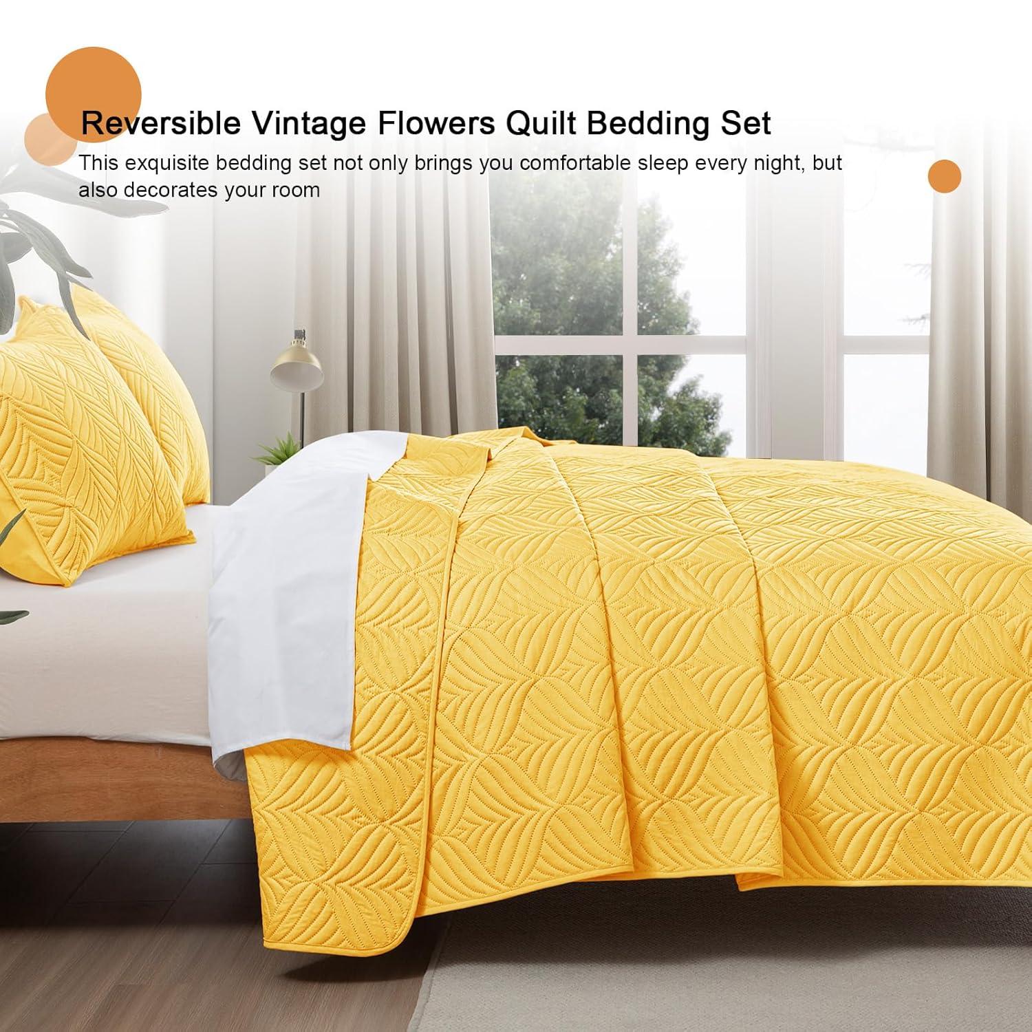 Whale Flotilla Microfiber Queen Size (96x90 inches) Quilt Set Lightweight Ultrasonic Quilted Bedspreads Coverlets Set with Classic Pattern, Yellow, 3 Piece (1 Quilt, 2 Pillow Shams)