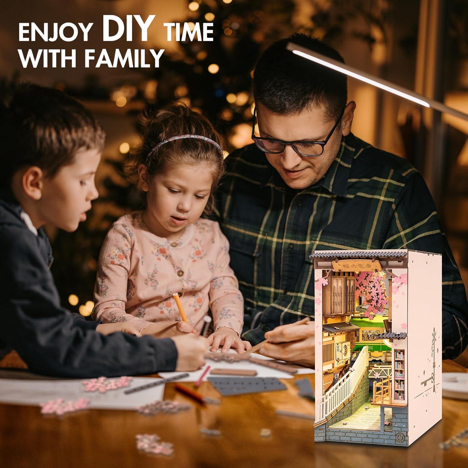 DIY 3D Book Nook Kit Sakura Densya 340 pcs