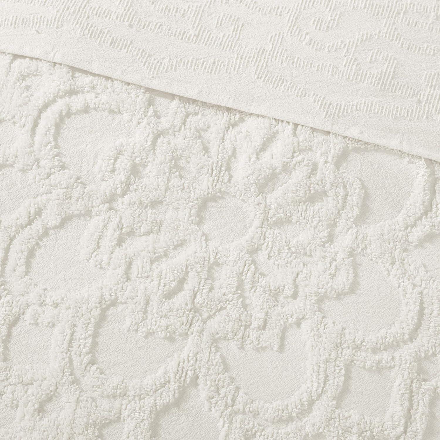 Madison Park Laetitia Tufted Chenille Cotton Medallion Fringe Coverlet Set