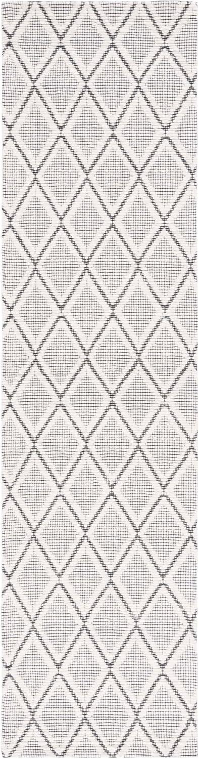 Marbella MRB321 Hand Woven Indoor Runner Rug - Ivory/Black - 2'3"x9' - Safavieh