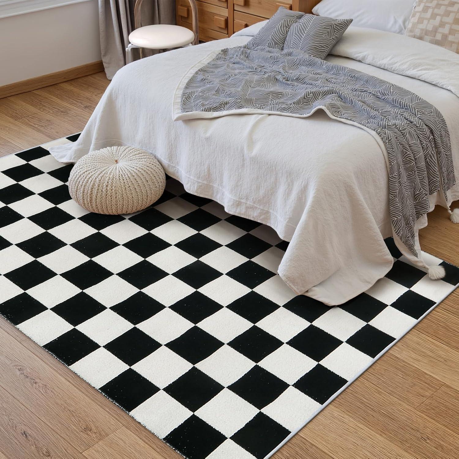 Corrigan Studio® Haylee Super Lightweight Plastic Straw Rug Checkered Black/White Outdoor Area Rug