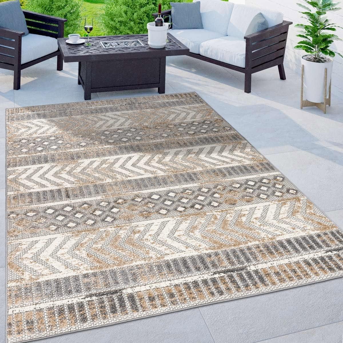 World Rug Gallery Distressed Geometric Indoor/Outdoor Area Rug