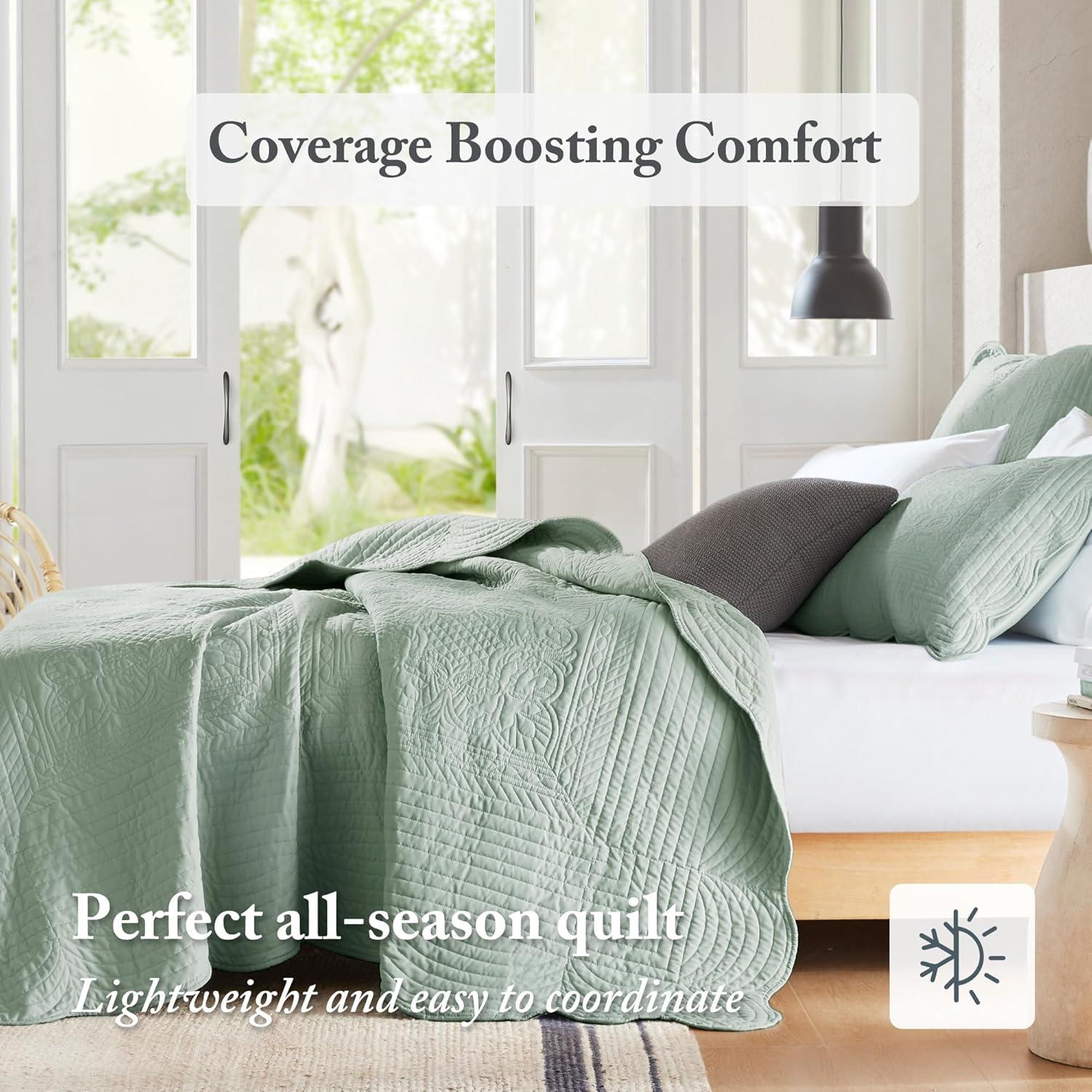 Tuscany Scalloped Edge Quilt Set