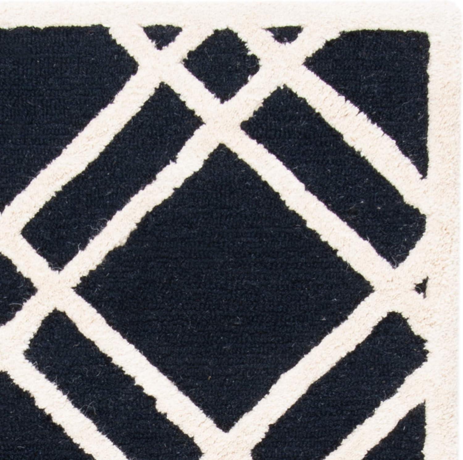 Cambridge CAM142 Hand Tufted Area Rug  - Safavieh