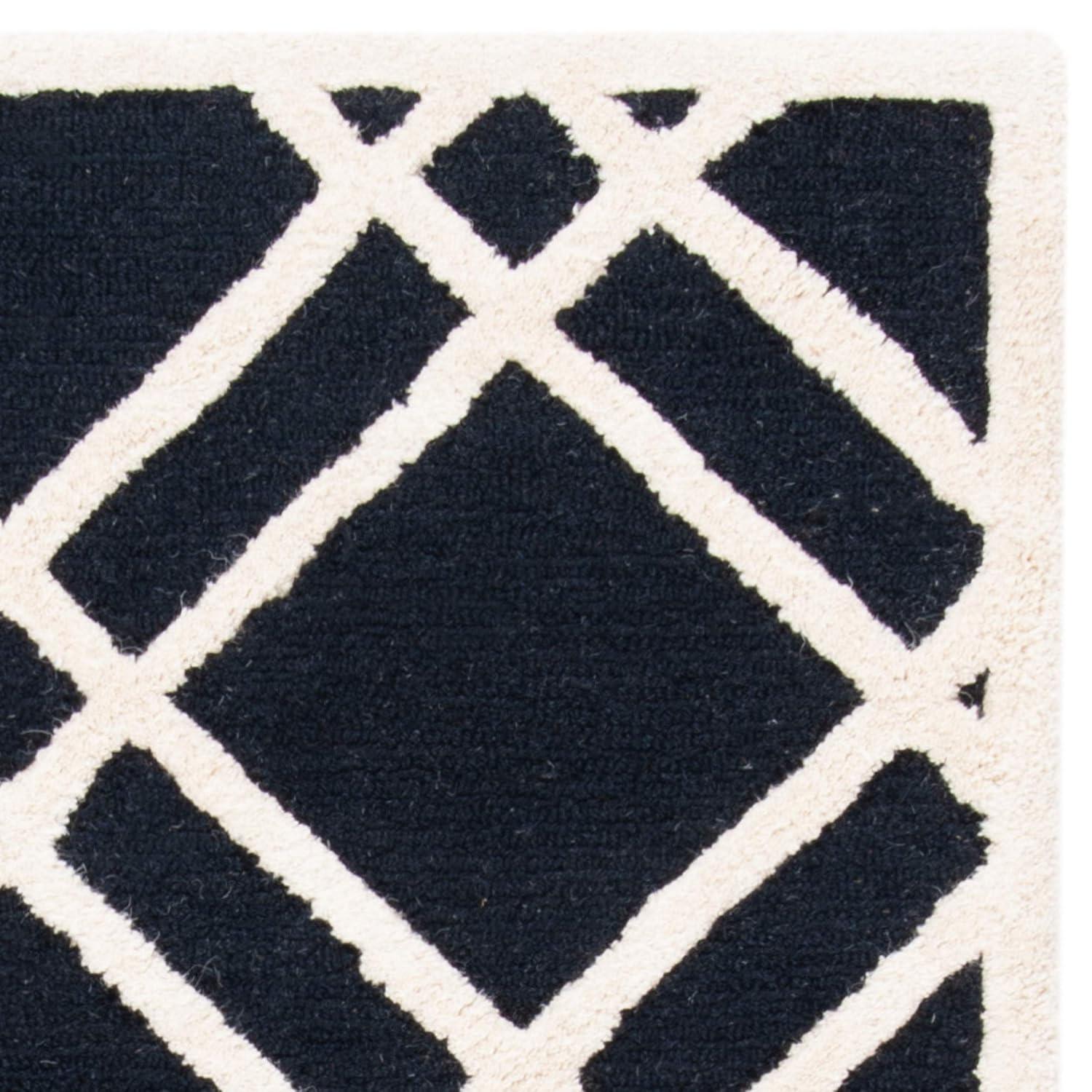 Cambridge CAM142 Hand Tufted Area Rug  - Safavieh