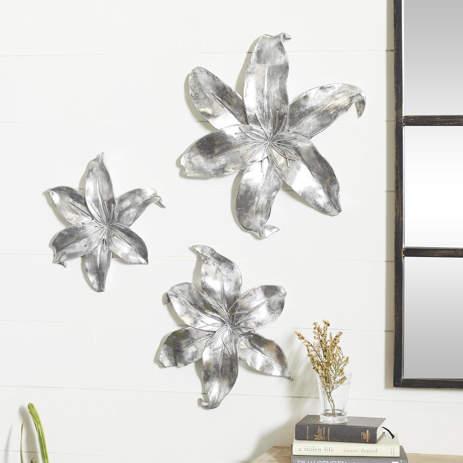 DecMode Silver Polystone 3D Floral Wall Decor (3 Count)